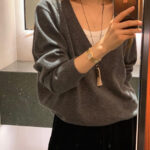 ounce lage deep V-neck knit(3colors)