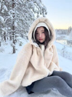 The Barnnet Baby Blue Eco-Shearling Snuggle Reversible Hooded Jacket - 画像 (4)