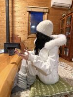 The Barnnet Furry Logo Sweat Pants(2colors)