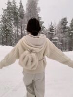 The Barnnet Fur Drawstring Backpack(2colors) - 画像 (7)