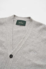 The Barnnet Fuzzy V-neck Knit Cardigan(2colors) - 画像 (18)