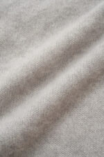 The Barnnet Fuzzy V-neck Knit Cardigan(2colors) - 画像 (20)