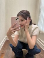 The Barnnet Pow Brushed Logo Knit Top(2colors) - 画像 (2)