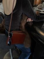 The Barnnet Velvet Scoop Back T-Shirt - 画像 (6)