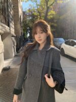 The Barnnet Lena Velvet Collar Coat