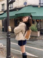 The Barnnet Woolly Shearling Flap Backpack - 画像 (7)