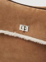 The Barnnet Woolly Shearling Flap Backpack - 画像 (13)