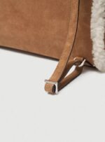 The Barnnet Woolly Shearling Flap Backpack - 画像 (15)